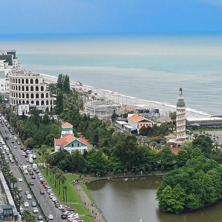 Sea Breeze In Batumi Apartment Luaran gambar