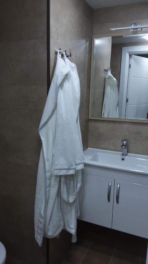 Sea Breeze In Batumi Apartment Luaran gambar