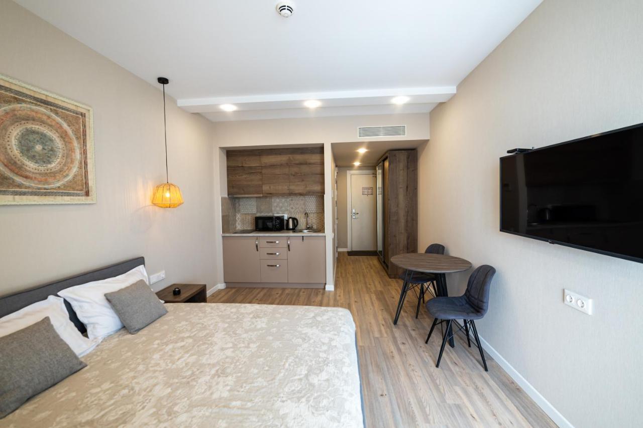 Sea Breeze In Batumi Apartment Luaran gambar